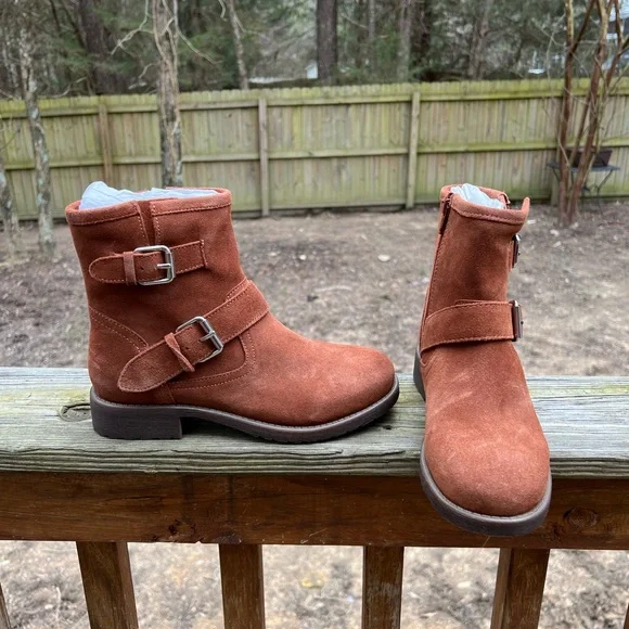 NWT STEVE MADDEN Alick Moto Buckle Boots size